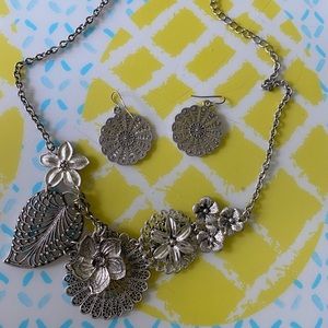 Necklace and earrings set